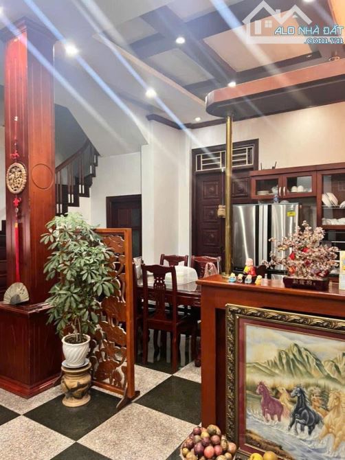BIỆT THỰ NHÀ VƯỜN VĨNH PHÚC - BA ĐÌNH - DT 141M2 x 4T - MT 8,2M - 48 TỶ - SIÊU VIP - 2