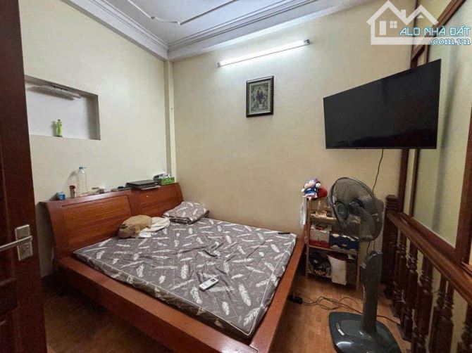 Bàn Nhà MẶT PHỐ Phân Lô KDT Văn Phú 40m2 5 Tầng MT 4.4m Giá 13.5 Tỷ - 2