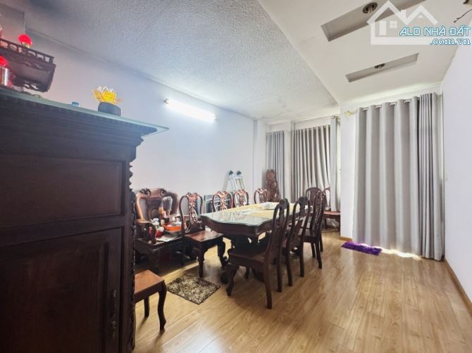 VÕ VĂN NGÂN - LINH CHIỂU - 72M2 - NHÀ 3 TẦNG BTCT - GẦN CHỢ THỦ ĐỨC - ÔTÔ NGỦ TRONG NHÀ - 2