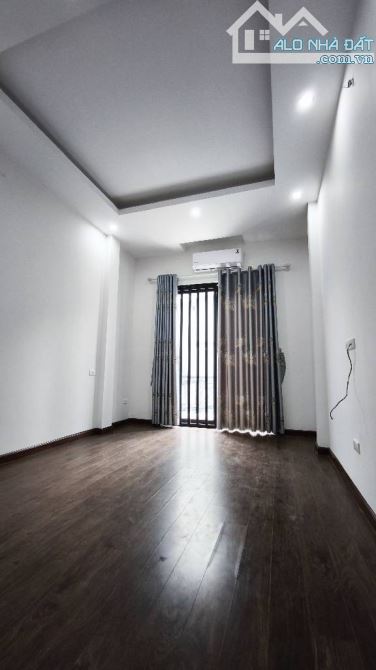 BÁN NHÀ VĂN PHÚ - HÀ ĐÔNG - NGÕ THÔNG Ô TÔ - KỊN DOANH - THOÁNG TRƯỚC SAU - 47M x 4 TẦNG - - 2