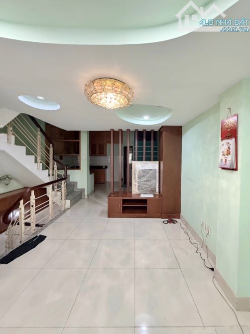 Bán biệt thự sát mặt tiền Nguyễn Đình Chiểu Q3, 144m² x 7 tầng thang máy - MT: 8m - 52 tỷ - 2