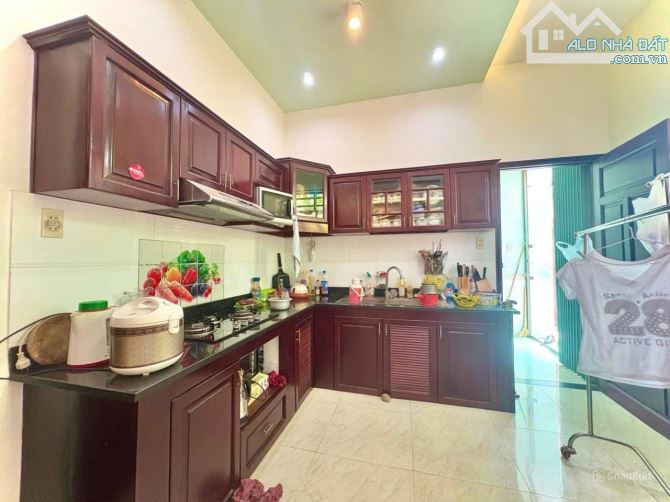 Bán Biệt Thự gần công viên B5, Trường Bùi Thị Xuân, Tân Mai, Biên Hòa, 252m2, giá 11.5 tỷ. - 3