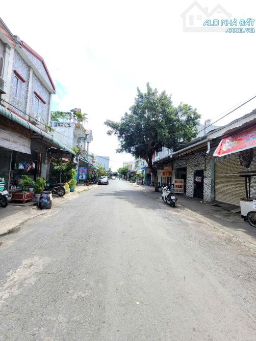 Bán dãy trọ 8.5x30m, đường số 5 KDC Sóng Thần p. Dĩ An kế chợ, thu 15tr/th - 3