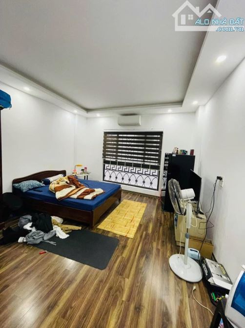 Bán nhà mặt ngõ 37 Bằng Liệt, SĐCC 32m2 x 5 tầng, ngõ ô tô - 3