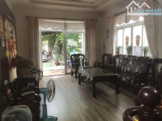 Bán gấp BĐS mặt tiền Huỳnh Thị Mài, Tân Hiệp, Hóc Môn, 25 tỷ, 2039m2 - 3