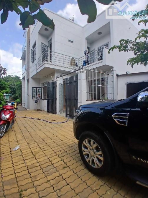 🏦HÓC MÔN THỊ TRẤN 1SET ĐƯỜNG QUANG TRUNG TRỆT LẦU NGANG 12x11,5‎ = 138 GIÁ CHỈ 5,6 tỷ TL - 3