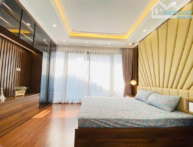 Bán nhà Phạm Văn Đồng, 58m2, ô tô, kinh doanh, nội thất chủ tặng, nhỉnh 15tỷ. - 3