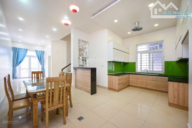 Chính Chủ Bán Nhà -HXH 8m -DT 68m2- Gần Công Viên Làng Hoa -Đường Lê Văn Thọ -Giá 6.8 tỷ - 3