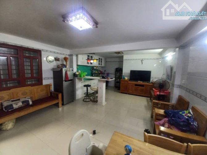 Bán nhà Mặt tiền Bùi Văn Hoà vị trí ngay chợ cổng 10 Vòng xoay Tam Hiệp Biên Hoà - 3