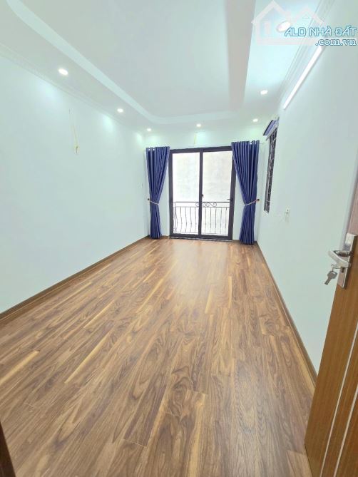 B.Á.N NHÀ Cổ Linh -Đàm Quang Trung: Lô Góc, Nội Thất Đẹp,, Gần Phố DT48m2.Gía 8,5Tỷ - 3