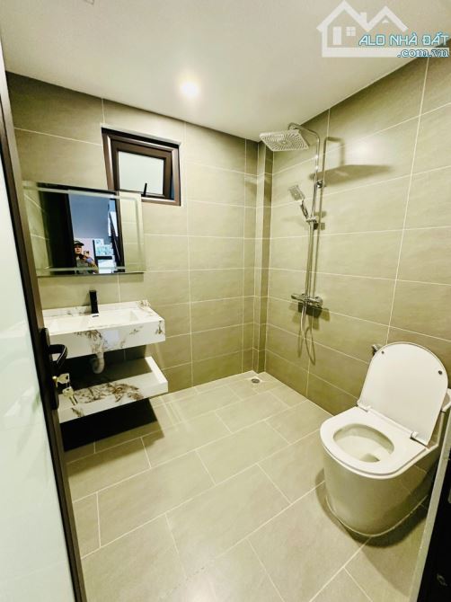 BÁN NHÀ NGUYỄN VĂN LINH – 50M² – 5 TẦNG – 8.6 TỶ – Ô TÔ VÀO NHÀ - 3