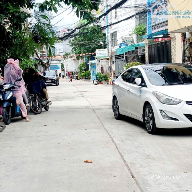 Nhà 3 tầng 4x 20m Ngay vòng xoay AN LẠC - Hồ học Lãm đường 6m 4.8 tỷ - 4