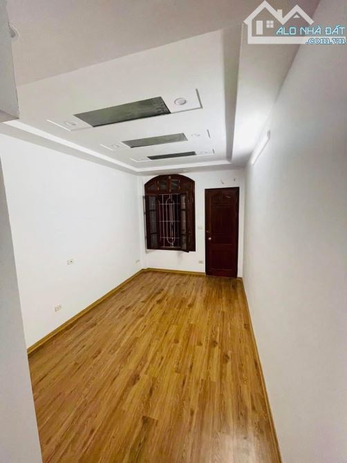 SẬP RỒI, CHỐT THÔI:  Văn Cao 53m2, 5T, 2 nhà 2 mặt ngõ, nhà dân KCBT, sát ô tô, cho thuê - 4