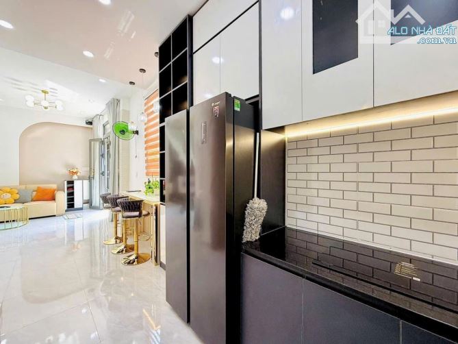 SIÊU HIẾM NGUYỄN VĂN KHỐI. GÒ VẤP – NHÀ NGANG KHỦNG – SÁT LÀNG HOA – GIÁ NHỈNH 4Đ - 4