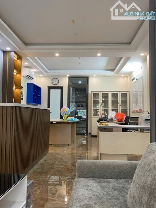 BÁN TÒA NHÀ MẶT PHỐ KIM ĐỒNG-GIÁP BÁT,  75m.8 Tầng. Mt 4,5m. Thang máy, DÒNG TIỀN 100 tr - 4