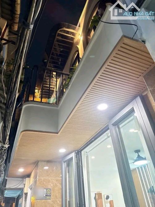 Kẹt vốn bán gấp nhà Phạm Đăng Giảng, Bình Tân. Giá 2,01 tỷ/56m2, hẻm xe hơi 6m - 4