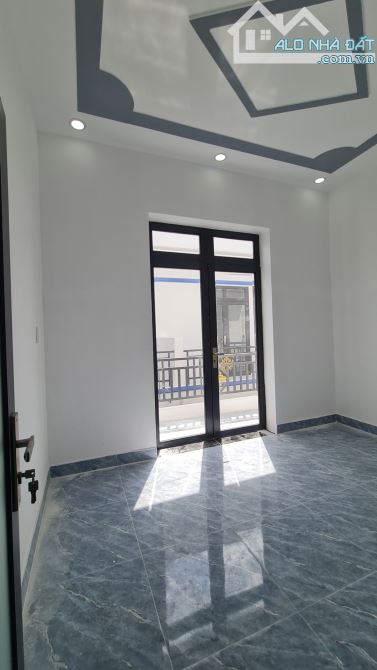 Bán Nhà xây mới 100%, chỉ 890tr có 2PN, sau bến xe Hưng Long - 4