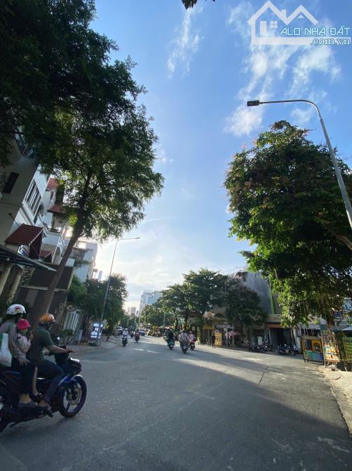 14mx17m - Biệt thự hầm 4 tầng góc 2 MT có thang máy ngay khu Bàu Cát - Giá 32.9 tỷ - 4