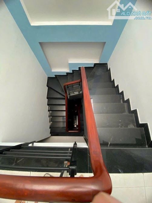 CHDV 4 TẦNG 7 PHÒNG THU NHẬP ỔN ĐỊNH - HXH 6m GẦN CITY LAND - 9 TỶ TL - 4