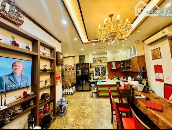 Cần bán nhà phân lô quân đội ngõ 699 Lạc Long Quân-Phường Tây Hồ-Hà Nội 105m2x5T,33 tỷ - 4