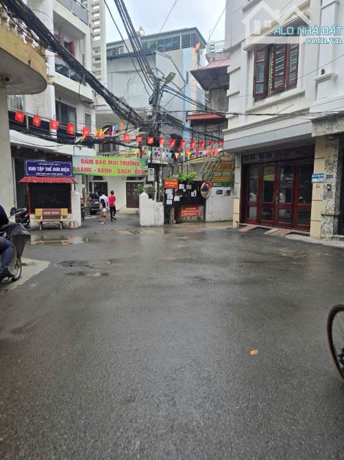 BÁN NHÀ LẠC LONG QUÂN - TÂY HỒ - GẦN NGÕ Ô TÔ - 42M2, 5 TẦNG, MT 3,6 - 8,5 TỶ - 4