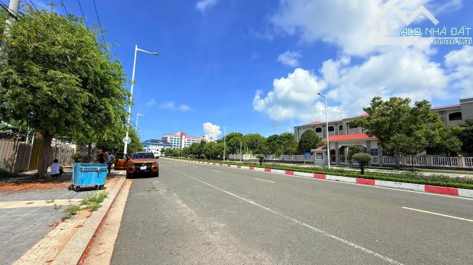 MẶT TIỀN NGUYỄN CHÍ THANH- ĐƯỜNG 42M CÁCH BÃI TẮM LONG HẢI CHỈ 500M - 4