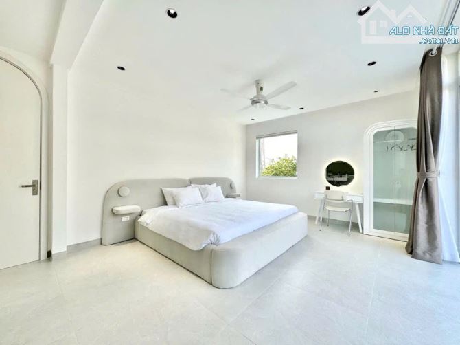 Villa vị trí Kim Cương ngay sông Hàn - Hơn 1300m2 - Dòng tiền hơn 100 triệu/ tháng. - 5