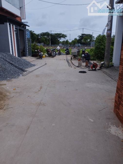 NHÀ MỚI CHỈ 3,6 TỶ NGAY TT HÓC MÔN , Xe tải đậu nhà . - 5