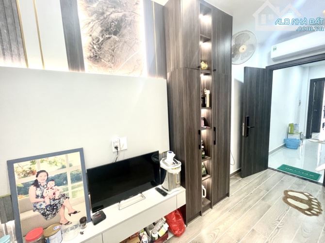 Bán nhà 6 tầng đường Dương Quảng hàm phường 6 quận gò vấp - 5