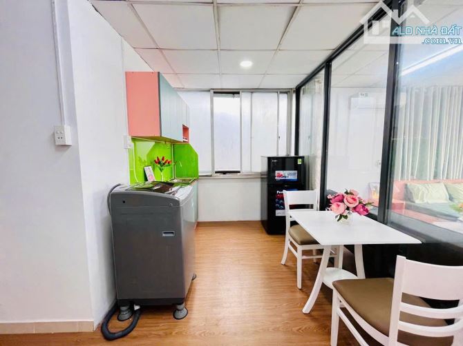 Cho Thuê Căn Hộ 1 Phòng Ngủ Bancol Tách Bếp Full Nội Thất View Bờ Kè Kênh Tẻ - 5