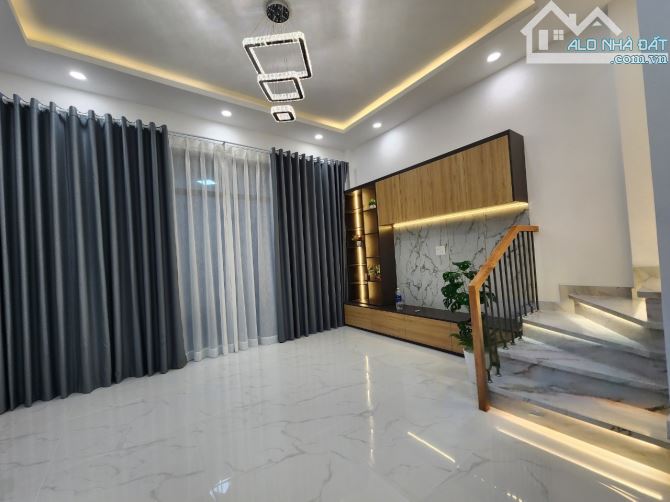 Nhà Mới Thiết Kế Sang Trọng ĐẦY ĐỦ NỘI THẤT XỊN - Hoàn Công Đủ - Ngang Hơn 5m Chỉ 6,5Tỷ TL - 5