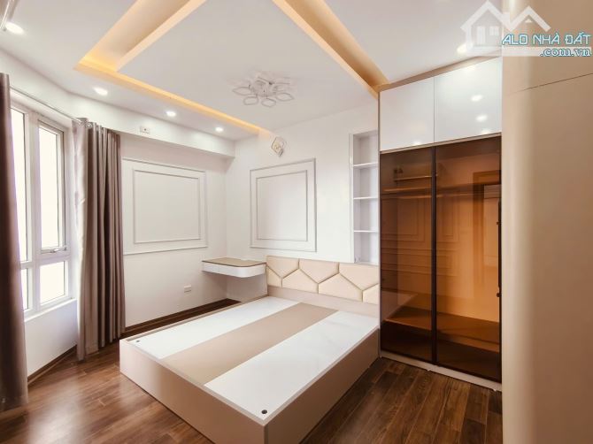 Căn hộ cao cấp phố Thành Thái, đối diện công viên Cầu Giấy, 3 ngủ, full nội thất đồng bộ - 5