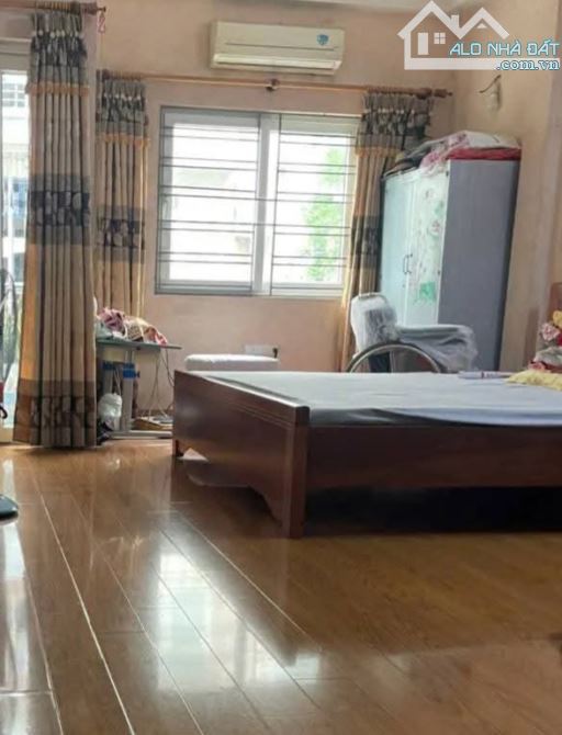 NHÀ PHỐ NGUYỄN VIẾT XUÂN - Q. HÀ ĐÔNG - KINH DOANH SẦM UẤT - Ô TÔ TRÁNH - VỈA HÈ RỘNG . - 5