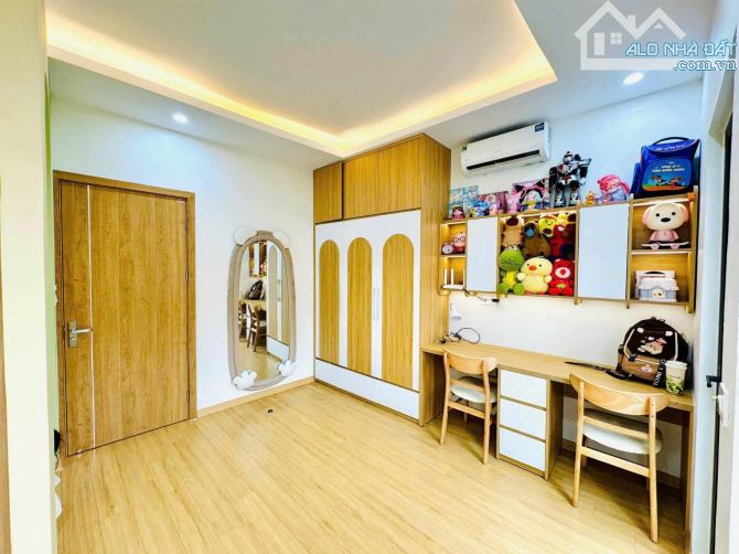NHÀ PHÂN LÔ MỚI ĐẸP OTO ĐỖ CỬA THANG MÁY Ở SƯỚNG VĂN PHÚ _PHÚ LA_HÀ ĐÔNG 34M 11 TỶ - 5
