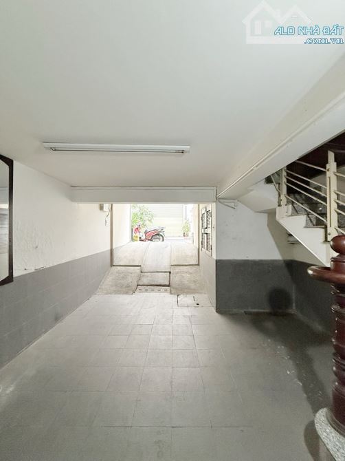 Bán biệt thự sát mặt tiền Nguyễn Đình Chiểu Q3, 144m² x 7 tầng thang máy - MT: 8m - 52 tỷ - 5