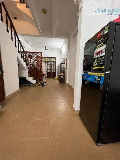 HOÀNG CẦU ĐỐNG ĐA 17TỶ 55M 4T MT 5M PHÂN LÔ 1M RA ÔTÔ TRÁNH NHÀ 2 THOÁNG TRƯỚC SAU - 5
