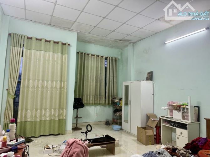 Bán nhà rẻ ngang giá đất, hẻm 2 xe hơi tránh TX38, Thạnh Xuân, 95m2, 2 tầng, nhỉnh 5Tỷ - 6