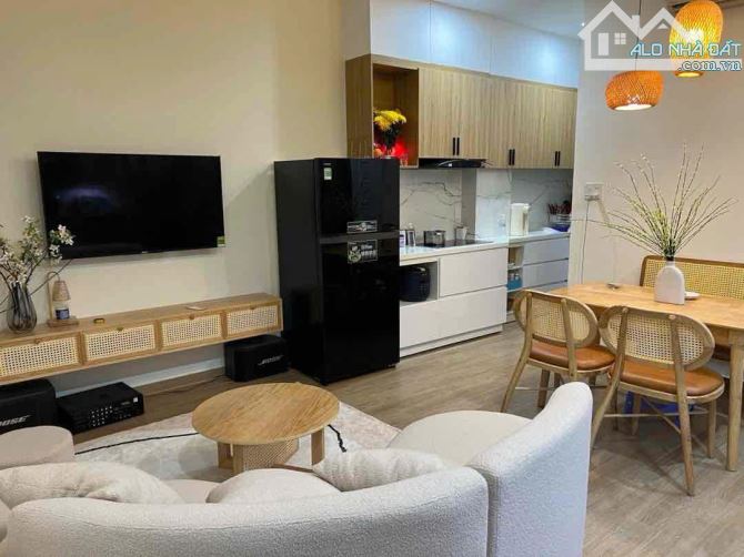 RẺ NHẤT PHỐ CHÂU THỊ VĨNH TẾ- ĐOẠN SẦM UẤT NHẤT- NHÀ 4TẦNG - MẶT BẰNG KINH DOANH ĐỈNH- - 6