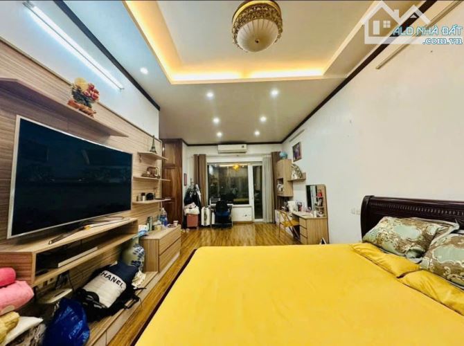 Cần bán nhà phân lô quân đội ngõ 699 Lạc Long Quân-Phường Tây Hồ-Hà Nội 105m2x5T,33 tỷ - 6