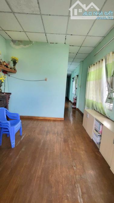 Bán nhà 2 tầng, có pn dưới trệt. DT 60m2 - nở hậu. Chỉ 4.x tỷ - 7