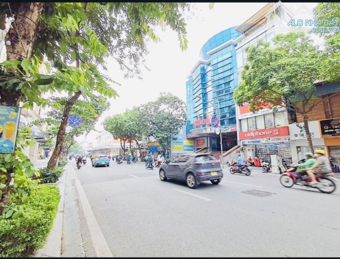 HIẾM! NHÀ PHỐ HÀNG BÀI - VỊ TRÍ VÀNG - THOÁNG TRƯỚC SAU- 3 bước ra phố, tràn tiện ích - 7