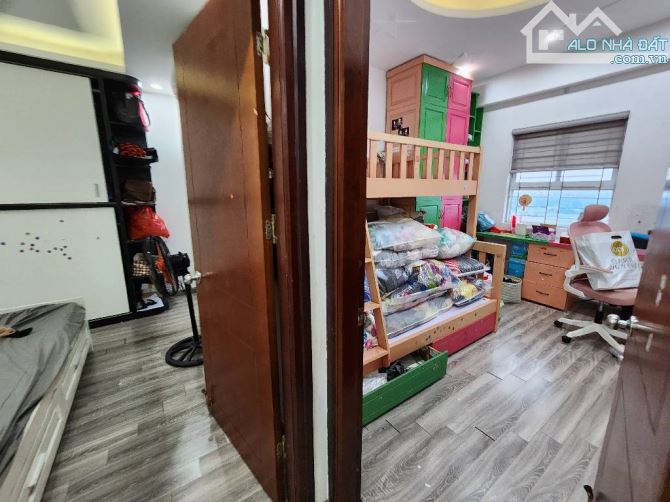 Bán gấP, trả NH-Chỉ 3,99 tỷ - CC Thạch Bàn CT2A 1 căn duy nhất - 69m2 2PN + 1 - 7