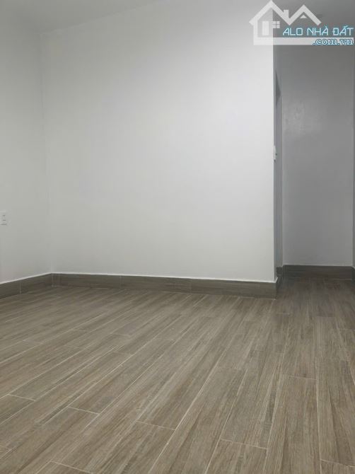 Bán Nhà Trần Nguyên Hãn Ô Tô Vào Nhà Xây Độc Lập - 8