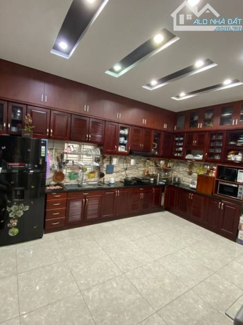 Hot! Cần bán gấp biệt thự mini ngay đường CMT8, P.7, Tân Bình (110m2) 5 tầng - Chỉ 21.5 tỷ - 8