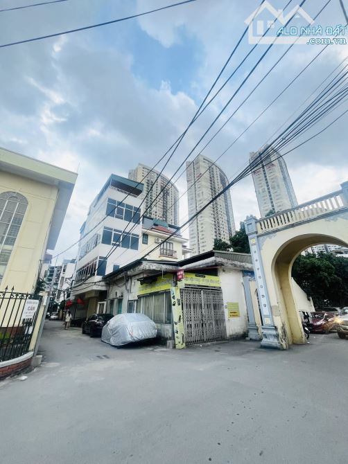 NHÀ PHÂN LÔ MỚI ĐẸP OTO ĐỖ CỬA THANG MÁY Ở SƯỚNG VĂN PHÚ _PHÚ LA_HÀ ĐÔNG 34M 11 TỶ - 9