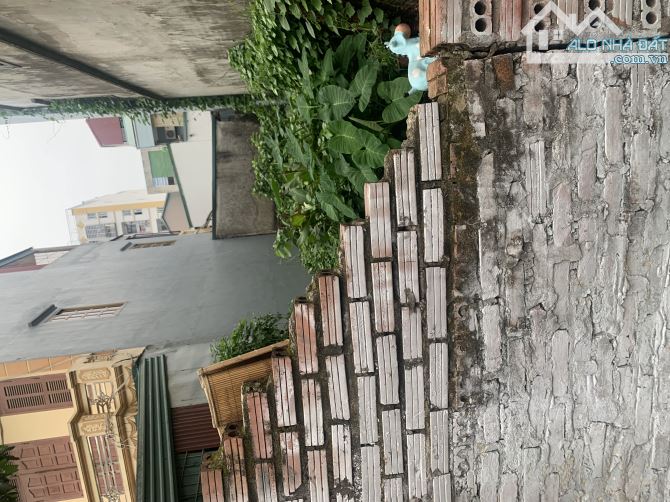 ĐẲNG CẤP PHÚC ĐỒNG LONG BIÊN 90M-8 TẦNG-5MT. 16 TỶ THANG MÁY Ô TÔ TRÁNH KINH DOANH