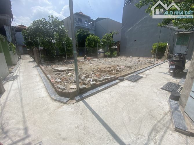 LÔ GÓC Cổ Dương, ĐƯỜNG THÔNG Ô TÔ VÀO ĐẤT hơn 3 tỷ xíu xiu, gần CẦU NHẬT TÂN