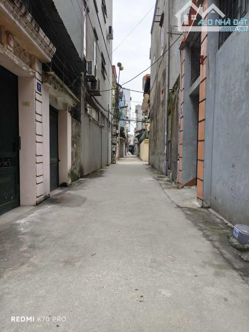 NGÕ THÔNG BÀN CỜ,Ô TÔ LƯỚT VI VU,CÁCH 100M RA QL2,SÁT NHÀ MÁY Z125
