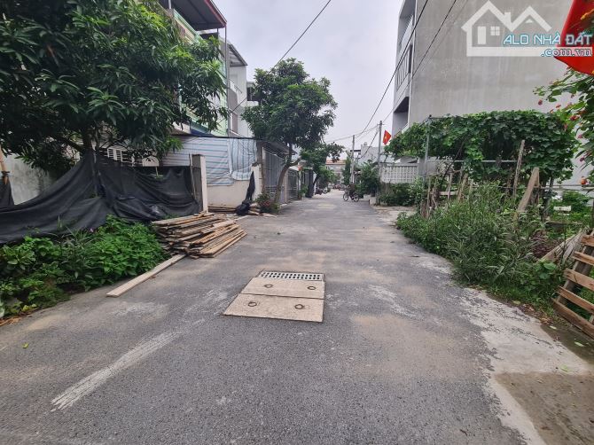 BÁN LÔ ĐẤT NGAY KHU PHÂN LÔ TRUNG HÀNH 5 - TRONG KHU CAFE CUNG TRẦM
