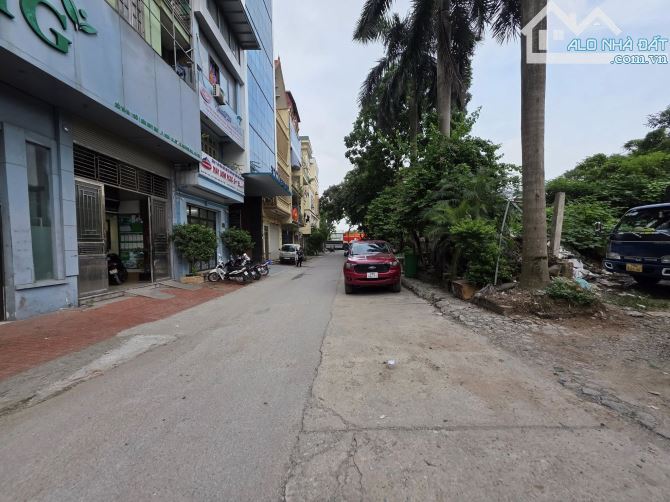 BÁN NHÀ ĐẸP NHẤT BÙI HUY BÍCH. DT 145 M . C4 . MT 7M6 . SIÊU VIIP  NHẤT
